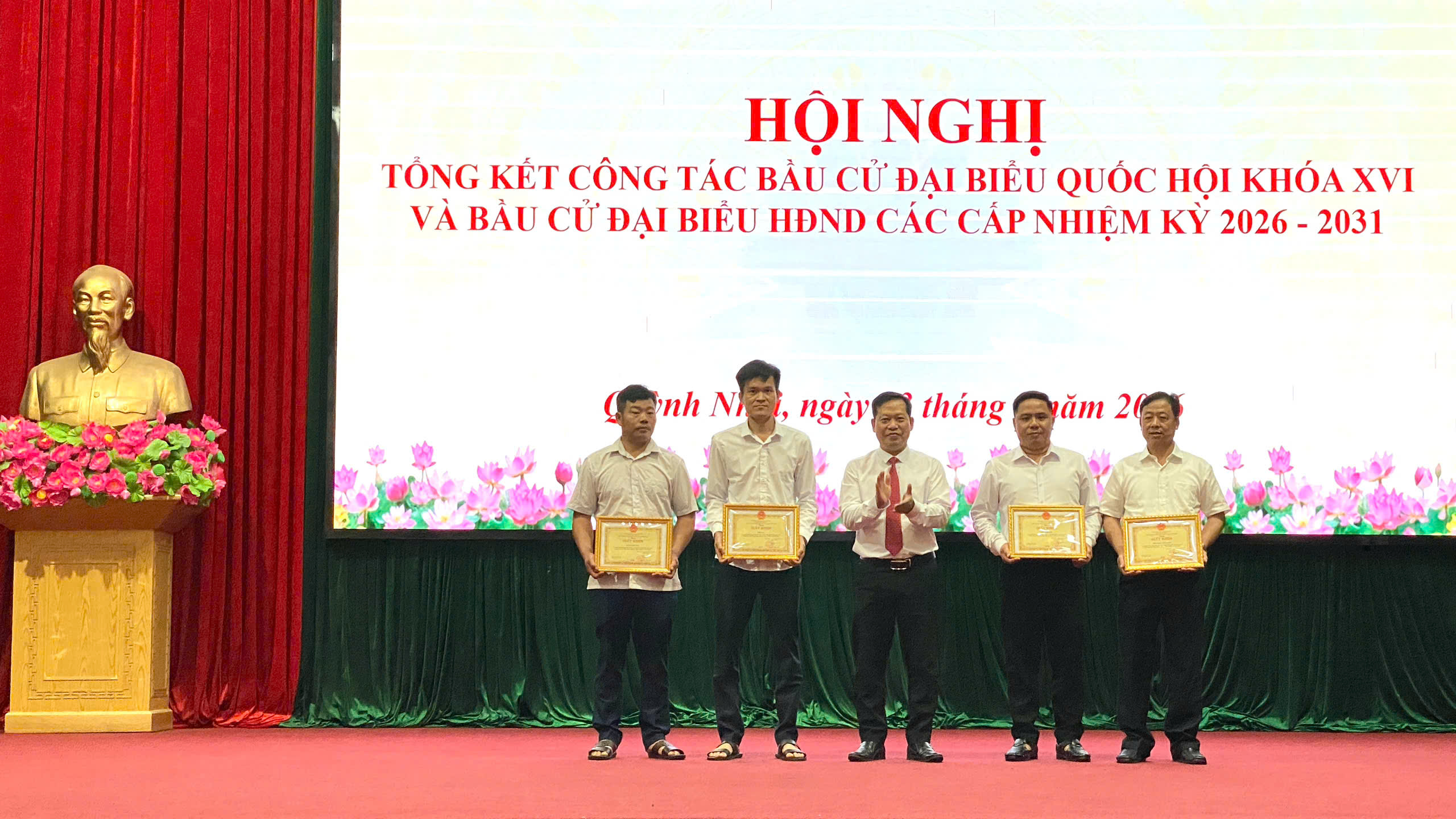 anh tin bai